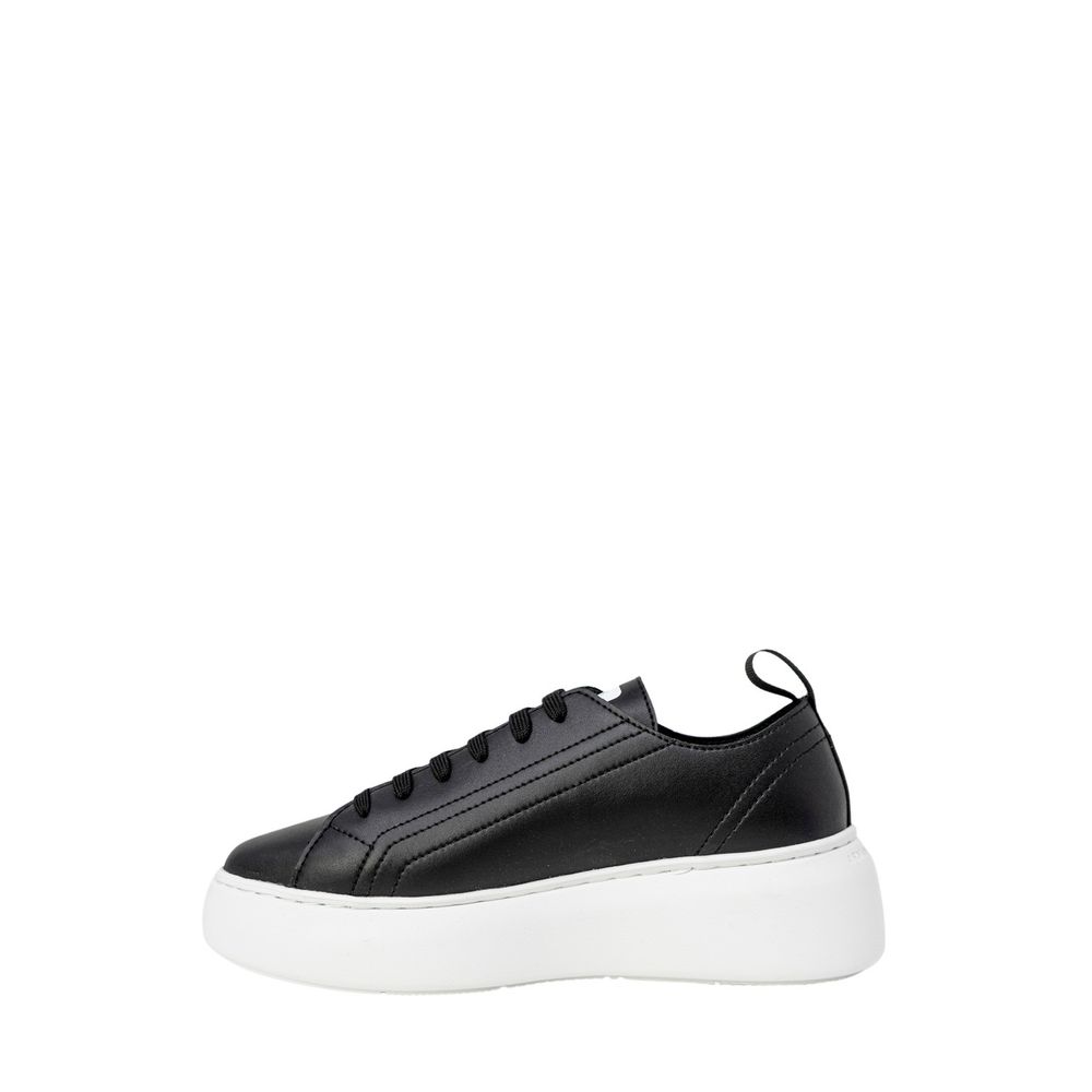 Armani Exchange Black Artificial Leather Low Top Sneakers - GET THE BRAND