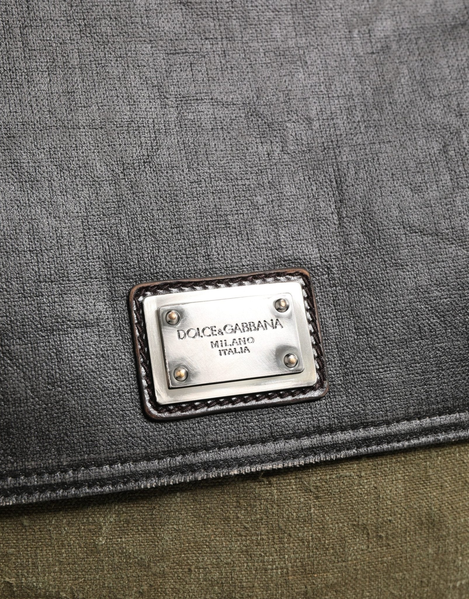 Dolce & Gabbana Military Green Two Tone Messenger Shoulder Borse Men Bag - GET THE BRAND